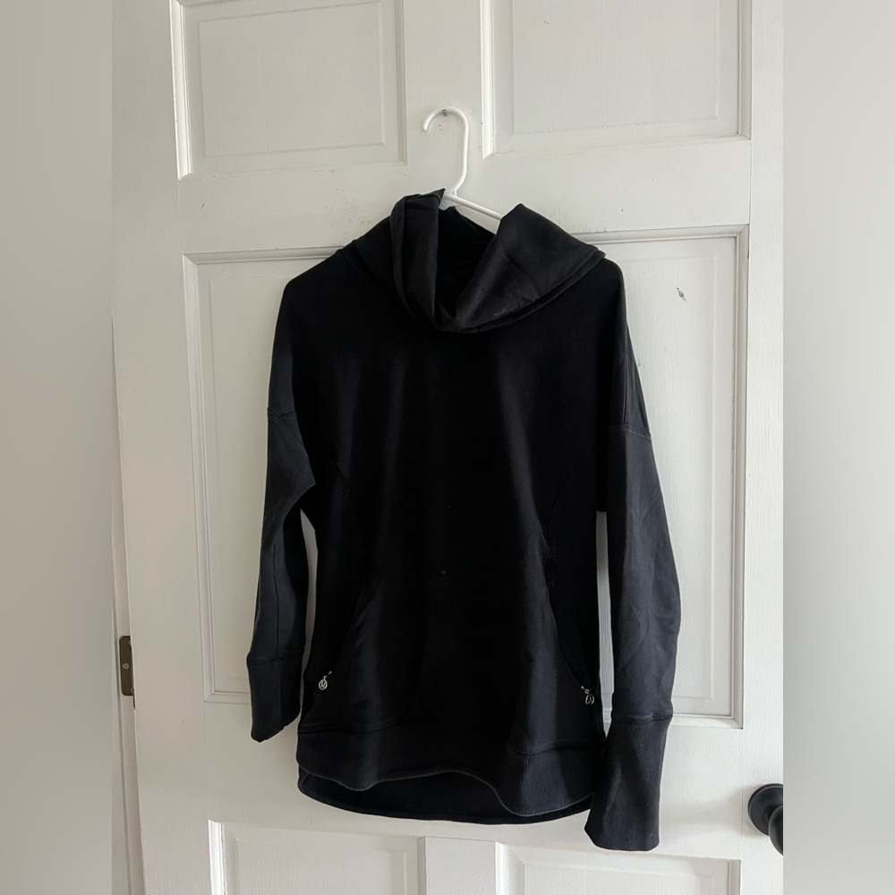 Lululemon Funnel Neck Sweatshirt 🍋